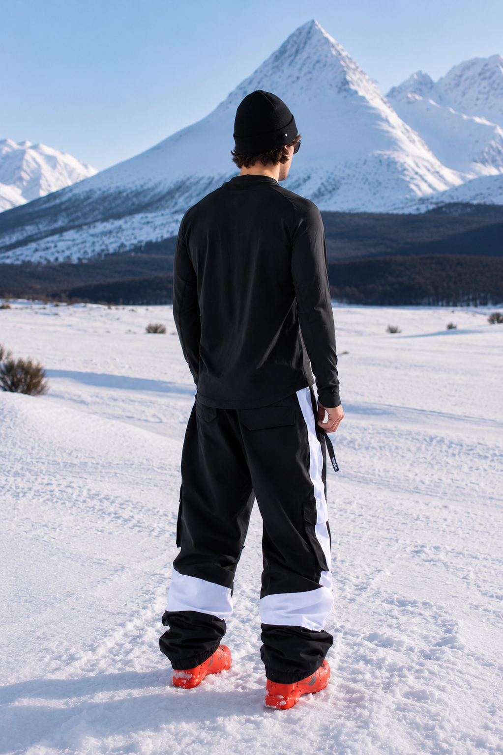 AlphaFlex™️Crew Neck Base Layer: Black