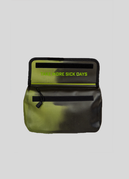 Color Changing Drybag + DryPouch: Black/Green