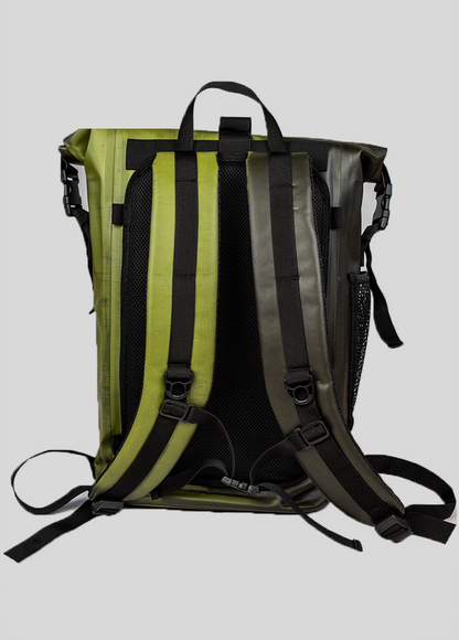 Color Changing Drybag + DryPouch: Black/Green