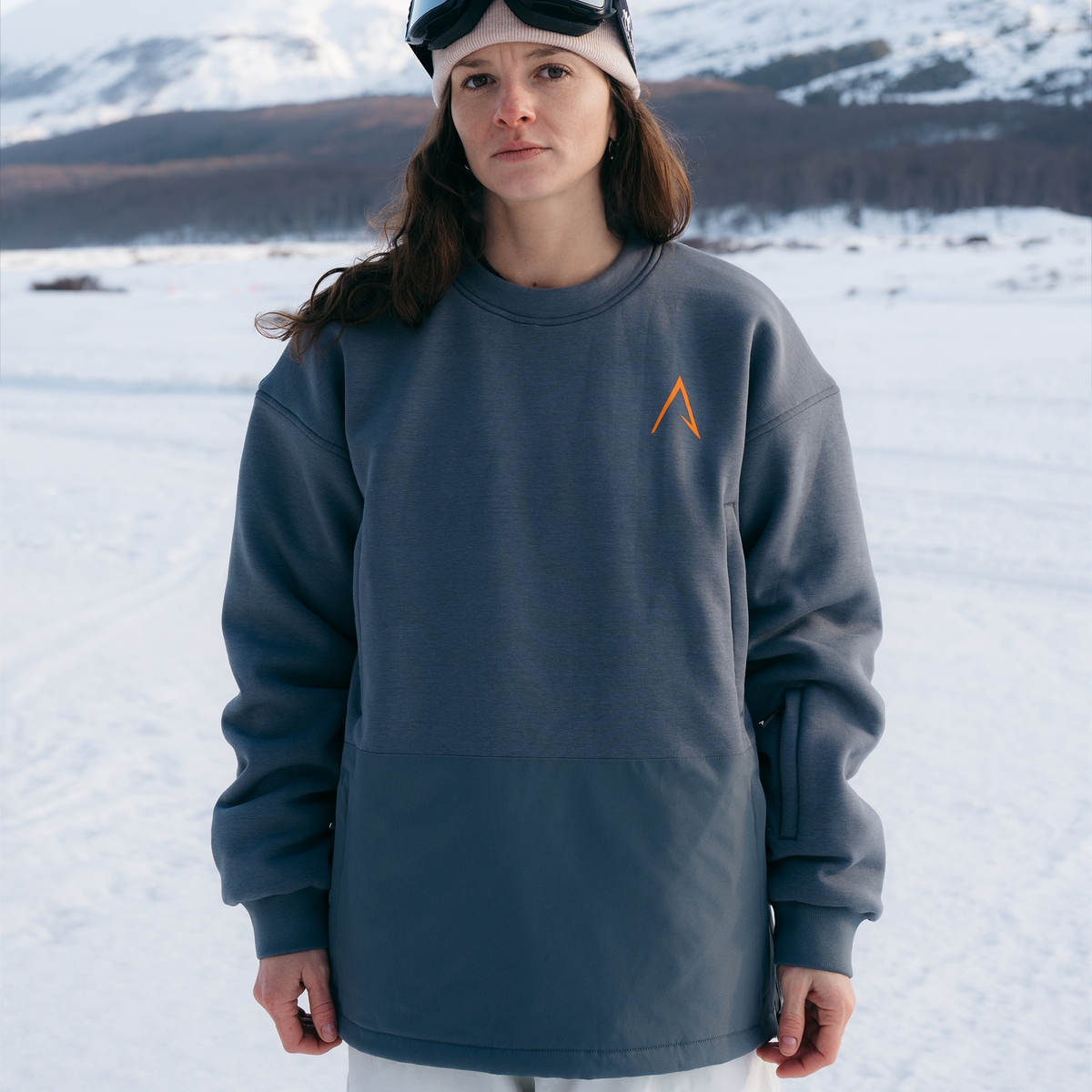 Softflex Snow Crewneck: Charcoal