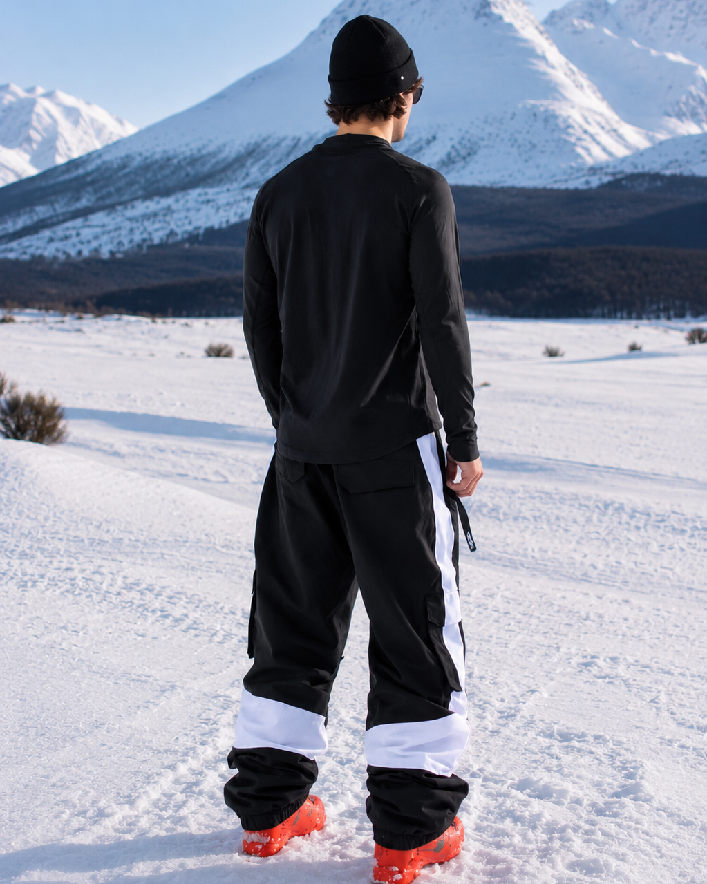 AlphaFlex™️Crew Neck Base Layer: Black